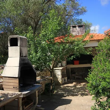 Double 4436d 3* Lumbarda